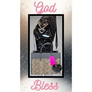 Betsey Johnson Leopard Quilted Tote Bag w/ Heart Charm & Strap – NWT